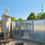 Trulli Della Masseria Staffone * アルベロベッロ