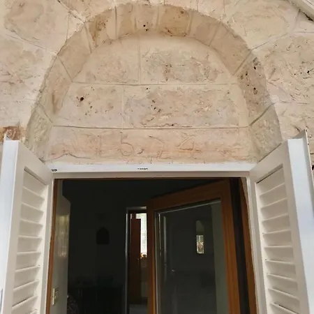 Trulli Della Masseria Staffone