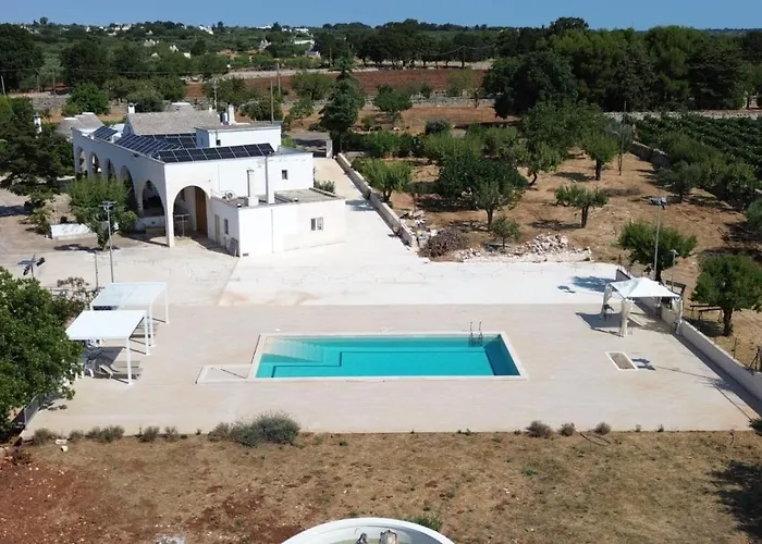 Trulli Della Masseria Staffone بيت للعطل